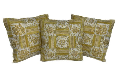 F33 34 35 Fortuny Cimarosa in yellow using the selvedge borders. Backed in Canestrelli. 17x17 